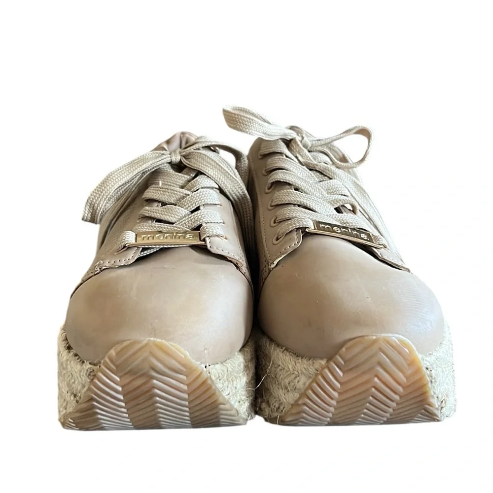 The Menina Women's Roma 6 lace-up sneakers